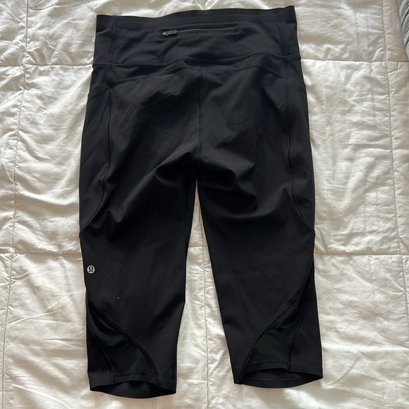 Lululemon Cropped Leggings - Picture 3 of 6